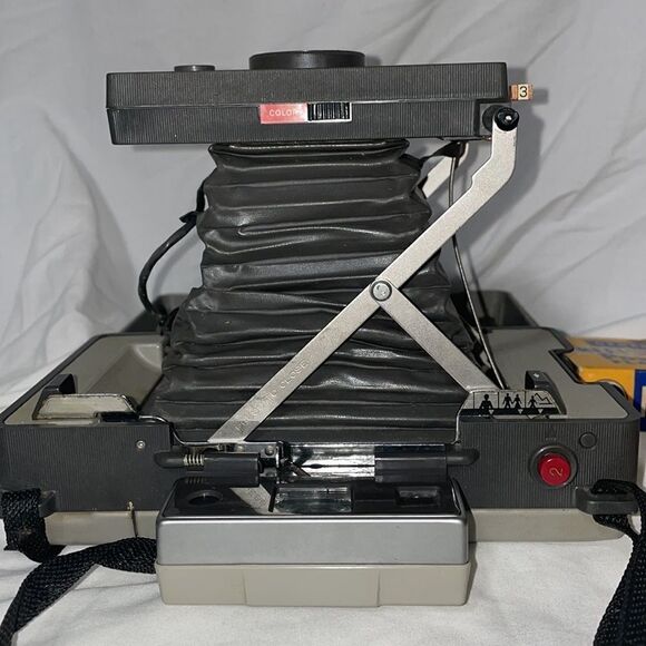 vintage Polaroid automatic  103  land camera - Picture 7 of 16